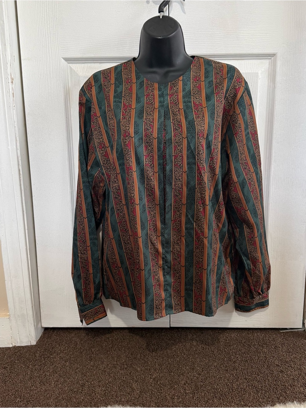 Vintage 80’s Bretton Place Secretary Blouse